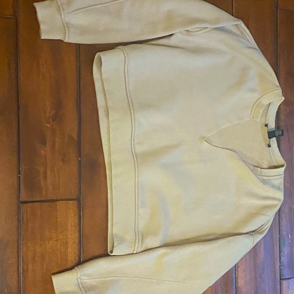 Comfy Slit Crop Top